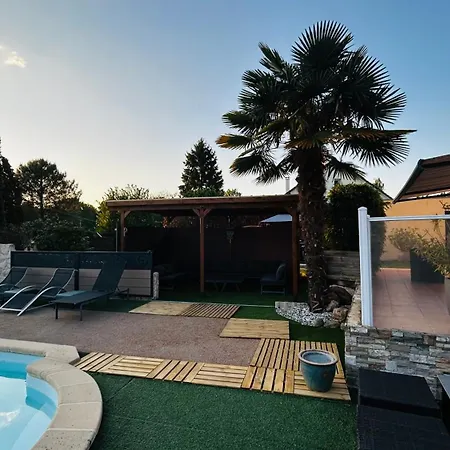 Guest house Circuit Des 24h Du Mans - 8 Personnes Brette-les-Pins